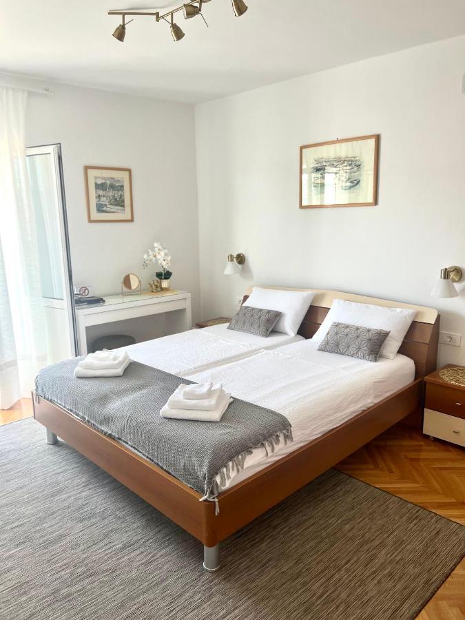 Hvar Deluxe Rooms Hvar Town Bagian luar foto